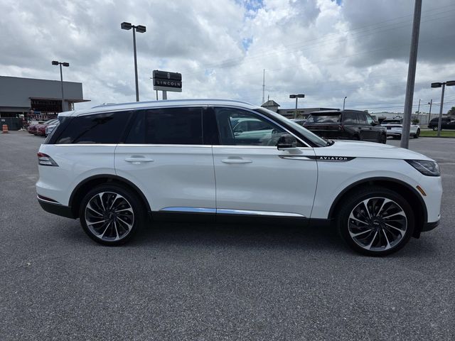 2025 Lincoln Aviator Reserve photo
