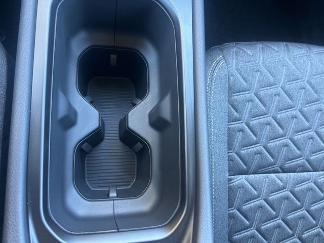 New 2026 White Nissan SV image 19