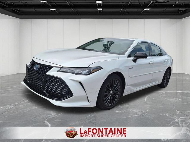 2019 Toyota Avalon Hybrid XSE