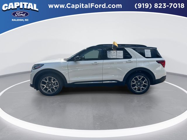 Used 2025 White Ford Platinum image 5