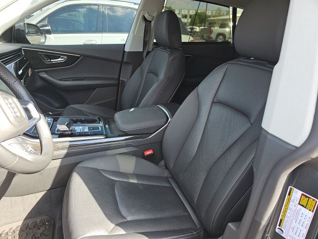 Thumbnail: 2022 Audi Q8 - 5