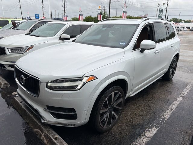 Crystal White 2018 Volvo XC90 T6 Momentum AWD SUV / Crossover All-Wheel Drive Automatic