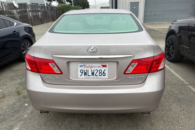 Used 2007 Beige Lexus 350 image 6