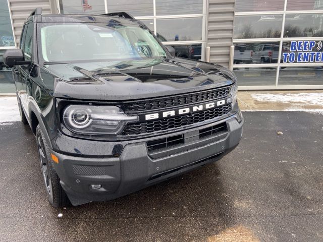 2025 Ford Bronco Sport Outer Banks - 4