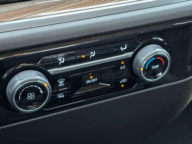 2024 Chevrolet Silverado 3500HD LT:168699A