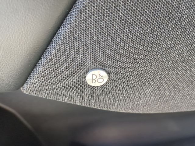 Used 2023 White Ford Premium image 23