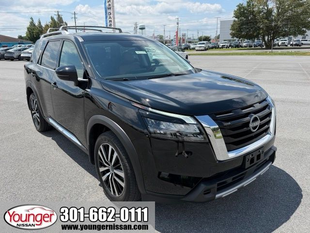 Super Black 2025 Nissan Pathfinder SUV / Crossover All-Wheel Drive 9-Speed Automatic