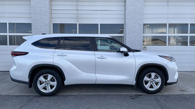2024 Toyota Highlander LE AWD
