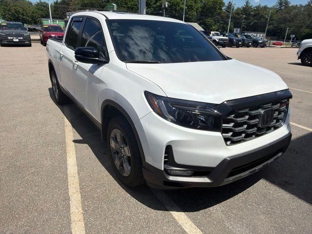Platinum White Pearl 2025 Honda Ridgeline TrailSport AWD Pickup Truck All-Wheel Drive 9-Speed Automatic
