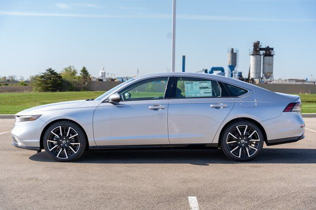 2024 Honda Accord Hybrid Touring 4