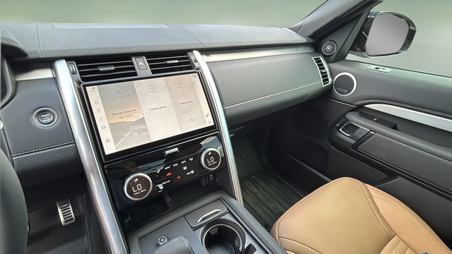 Used 2026  Land Rover Gemini Edition image 24