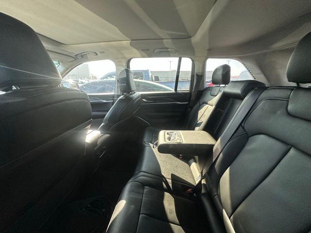 used 2022 Jeep Grand Cherokee car, priced at $27,988