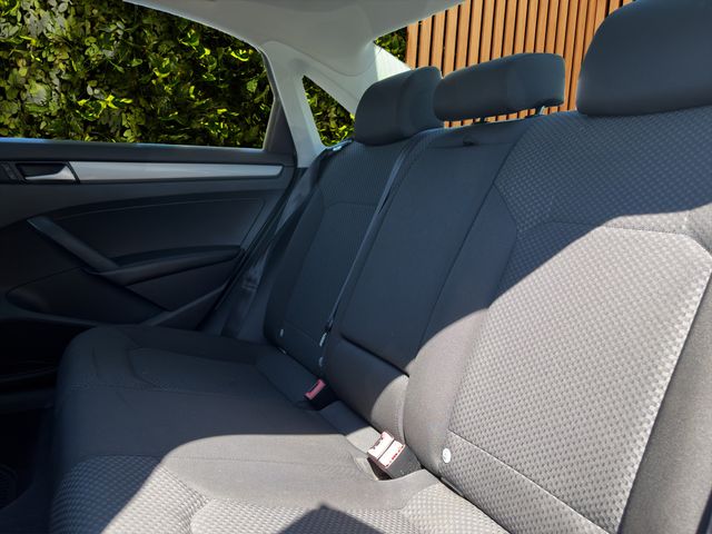 2014 VOLKSWAGEN PASSAT 2.5L S PZEV • 1 OWNER 2.5L 5-CYLINDER • AUTOMATIC • GREAT COMMUTER • FUEL EFFICIENT • DAILY DRIVER READY Thumbnail