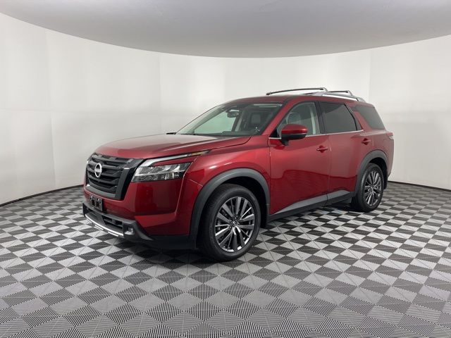 2022 Nissan Pathfinder SL 5