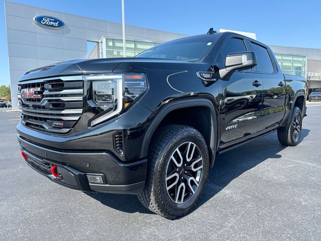 2025 GMC Sierra 1500 AT4 Crew Cab 4WD