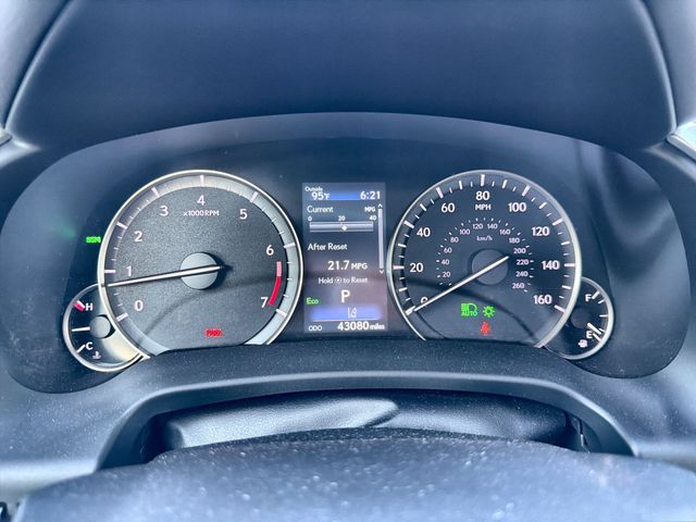 Used 2022 White Lexus 350 image 15