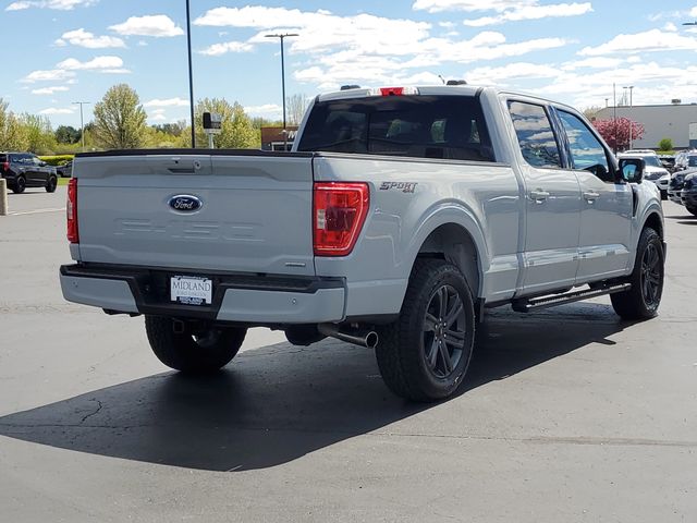 View vehicle photo 3