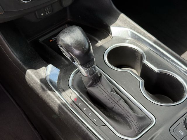 2021 Chevrolet Traverse Premier Silver at Community Honda