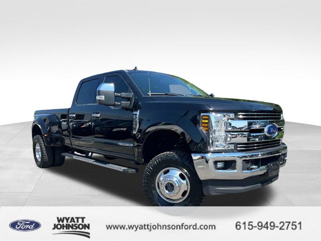 Black Metallic 2019 Ford F-350 Super Duty Lariat Crew Cab LB DRW 4WD Pickup Truck Four-Wheel Drive 6-Speed Automatic