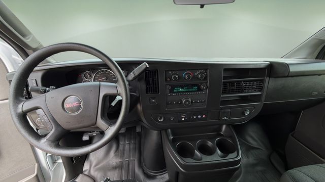 Used 2025 White GMC Work Van image 19