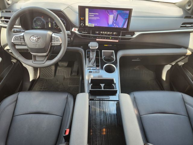 2026 Toyota Sienna Woodland Edition  at Don McGill Toyota