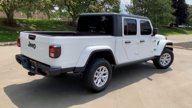 2023 Jeep Gladiator Sport 8