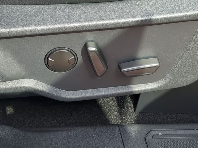 New 2025 Desert Sand Ford Outer Banks® image 39