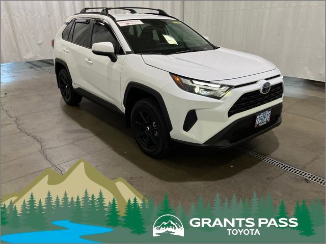 2024 Toyota RAV4 Hybrid XLE AWD