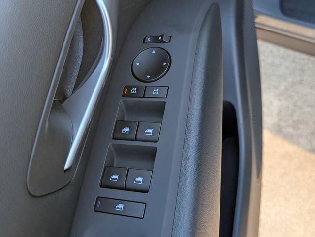 New 2026 Gray Hyundai SE image 10