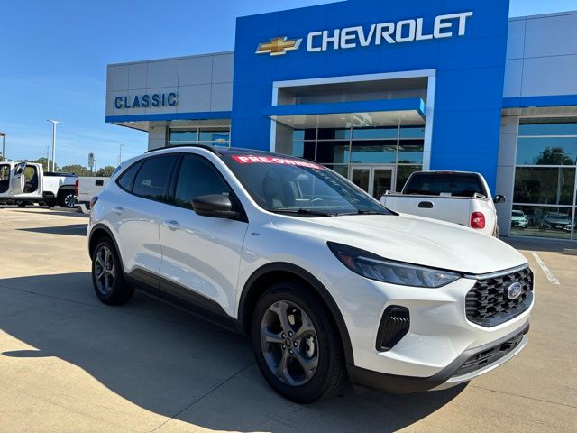 Star White Metallic Tri-Coat 2025 Ford Escape SUV / Crossover Front-Wheel Drive 8-Speed Automatic