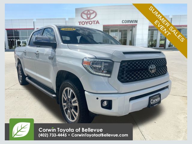 White (Wind Chill Pearl) 2021 Toyota Tundra Pickup Truck Four-Wheel Drive 6-Speed Automatic