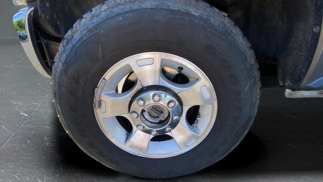 Used 2014 Sterling Gray Metallic Ford XLT image 28