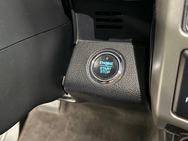 2019 Ford F-150 Lariat photo