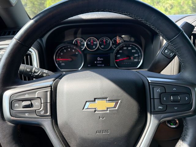 Used 2022 White Chevrolet LT image 16