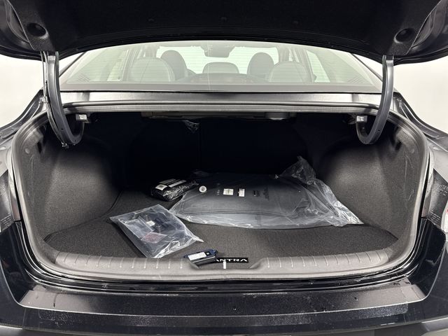 New 2025 Hyundai Elantra Hybrid For Sale in Indianapolis, IN