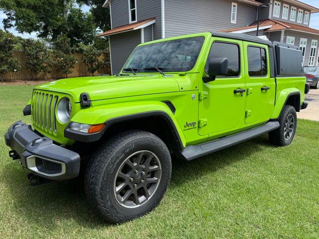Limited Edition Gecko Clearcoat 2021 Jeep Gladiator Overland Crew Cab 4WD Pickup Truck Four-Wheel Drive 8-Speed Automatic