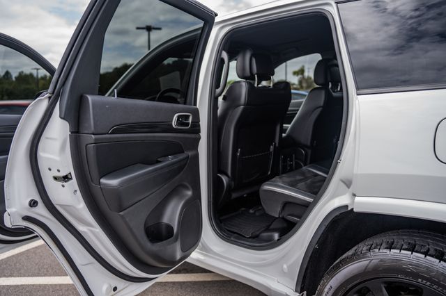 2020 Jeep Grand Cherokee Altitude 38