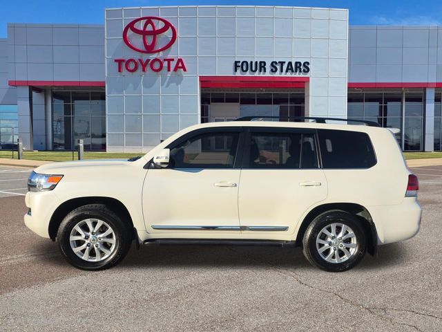 White (Blizzard Pearl) 2018 Toyota Land Cruiser AWD SUV / Crossover All-Wheel Drive 8-Speed Automatic