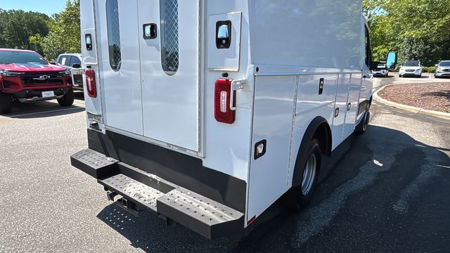 Used 2018 White Mercedes-Benz Cab Chassis 144 WB image 38