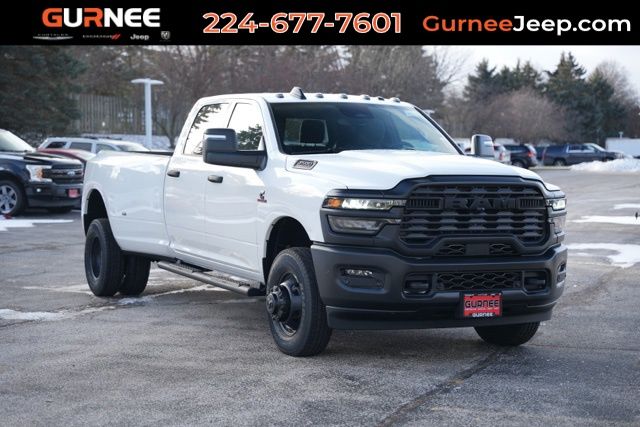 2026 RAM 3500 Tradesman Crew Cab LB DRW 4WD