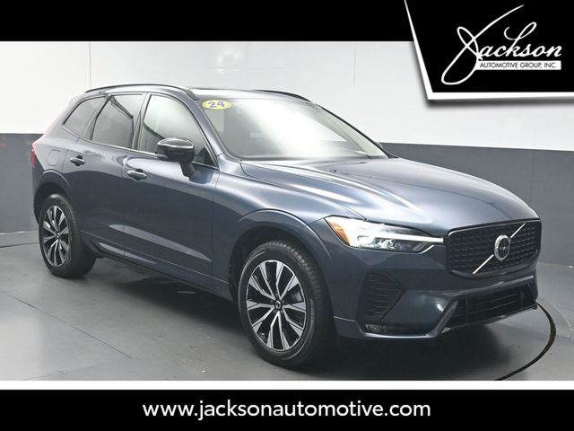 2024 Volvo XC60 B5 Core Dark Theme AWD