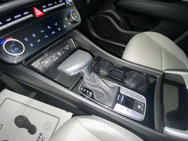 Used 2025 White Hyundai Limited image 20