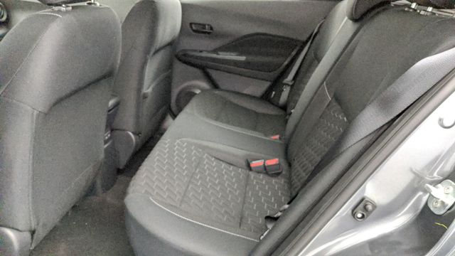 2025 Nissan Kicks Play