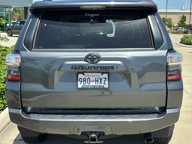 Used 2022 Gray Toyota SR5 Premium image 7