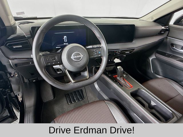 Used 2025 Nissan Kicks SUV