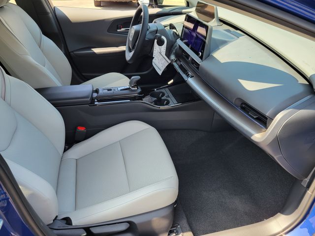 2026 Toyota Prius XLE - Photo 17