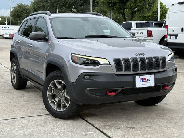 2020 Jeep Cherokee Trailhawk Silver at Victoria Chrysler Dodge Jeep Ram