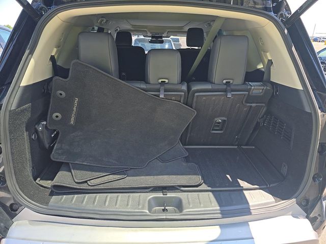 Used 2025 Nissan Pathfinder SUV