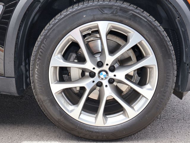 2019 BMW X5 xDrive40i Black at Ultimate Motorsports