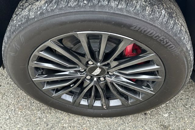 Used 2024 White Cadillac V-Series image 4